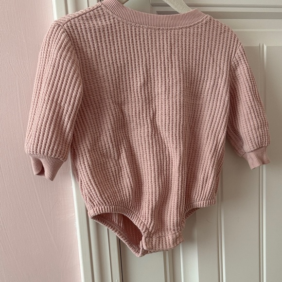 Old Navy Pink Waffle Knit Baby Outfit - Picture 1 of 3
